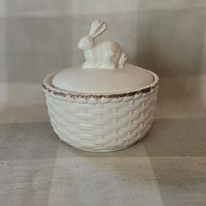 Threshold Off-white Stoneware Bunny Basket Candy Dish Jar w/ Lid
